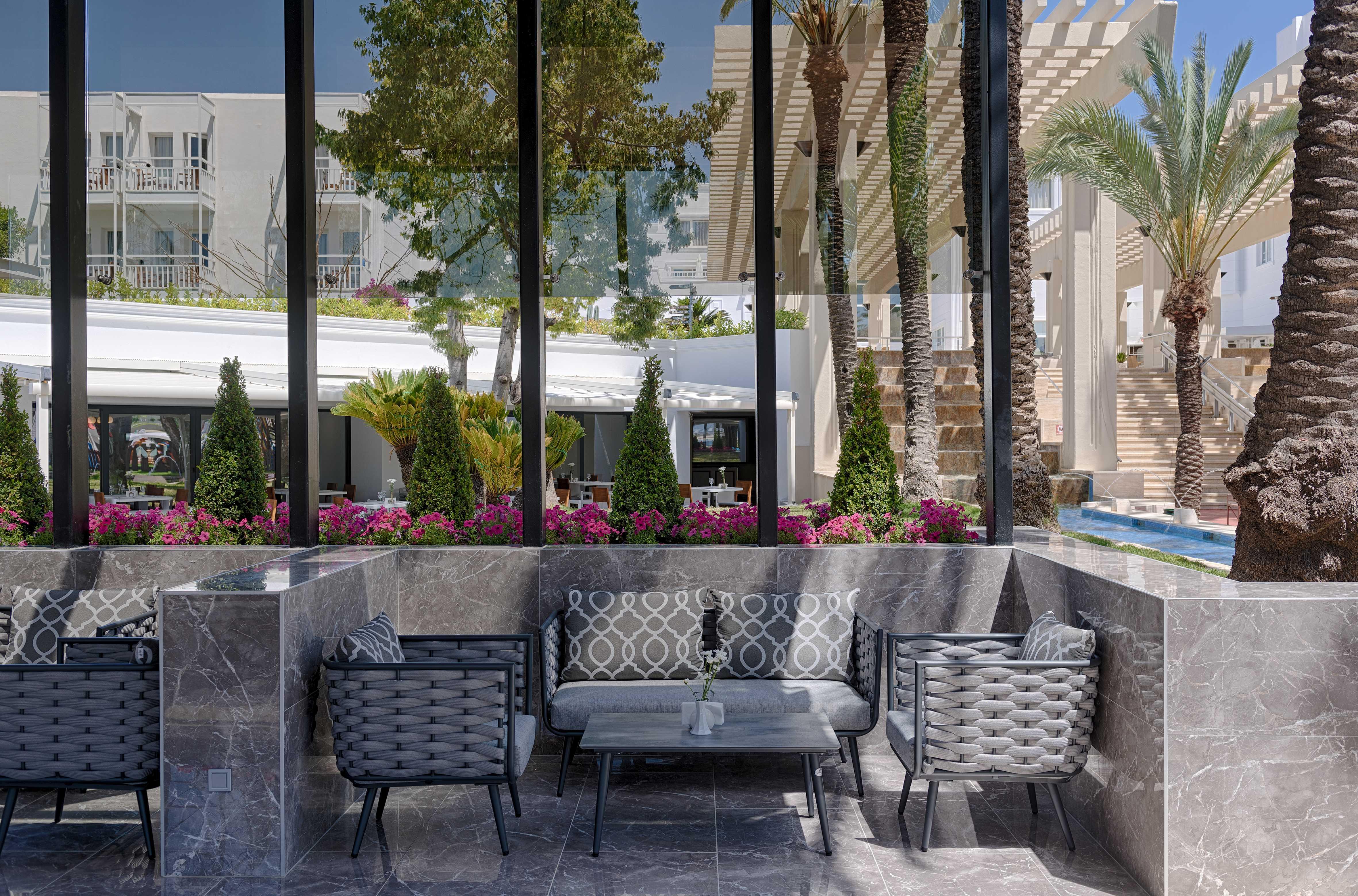 Hotel Seven Seas Blue