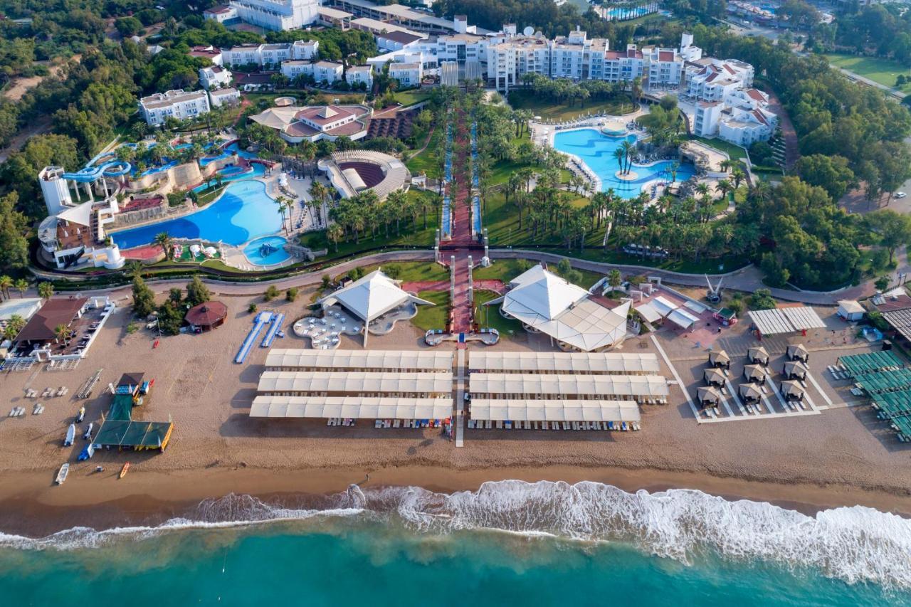 Hotel Seven Seas Blue Side